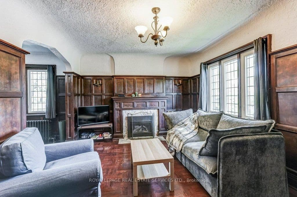 2 Larkin Avenue thumbnail 28