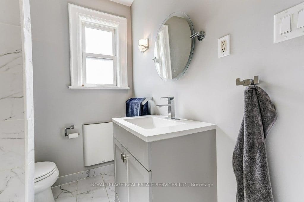 2 Larkin Avenue thumbnail 34