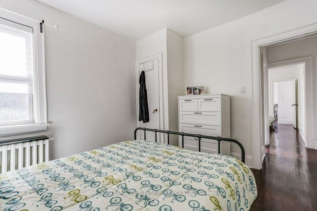 2 Larkin Avenue thumbnail 37