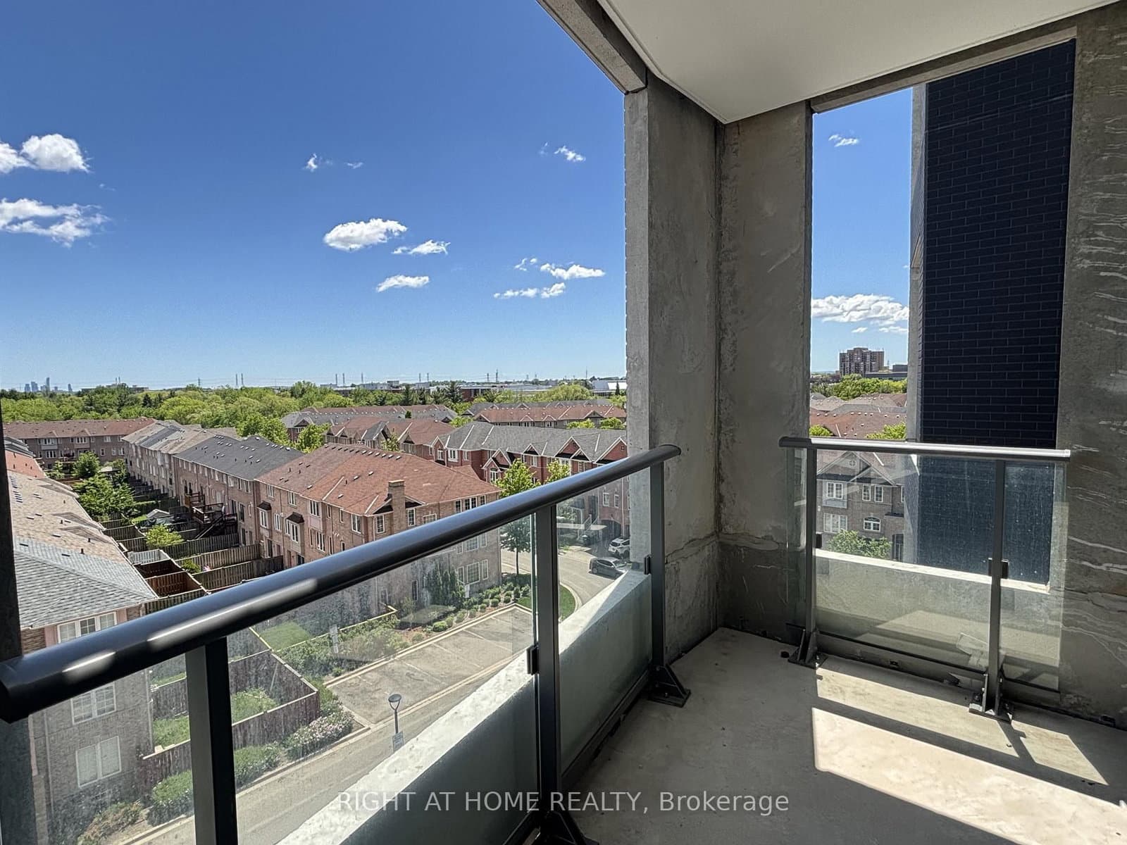 260 Malta Avenue, Unit 506 thumbnail 12