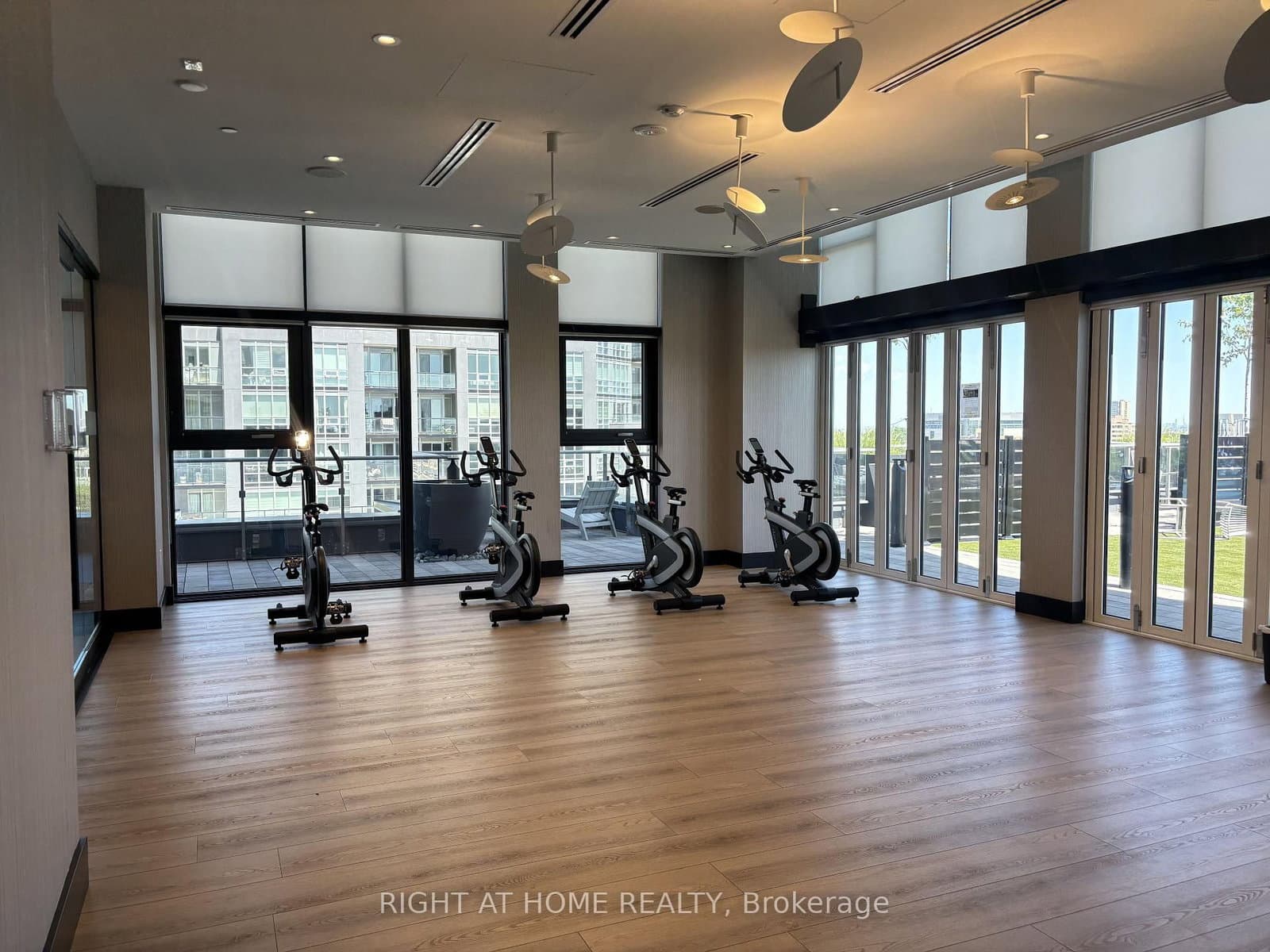 260 Malta Avenue, Unit 506 thumbnail 14