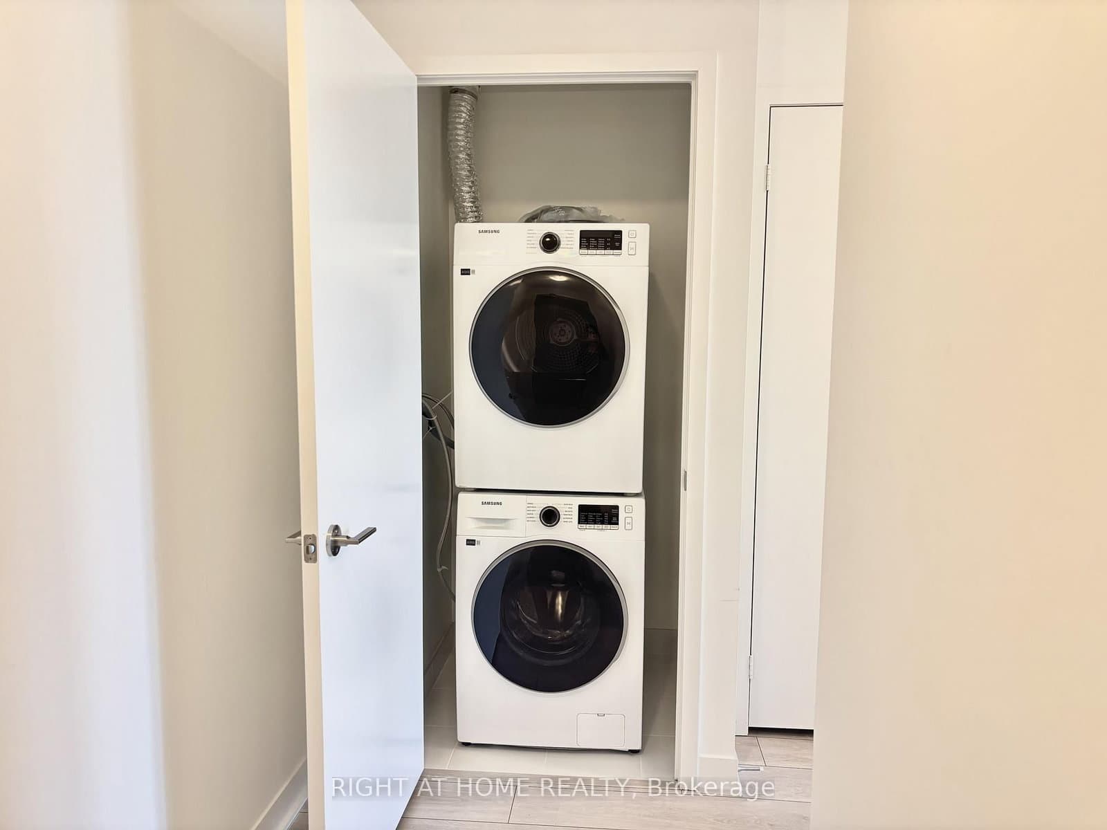 260 Malta Avenue, Unit 506 thumbnail 19