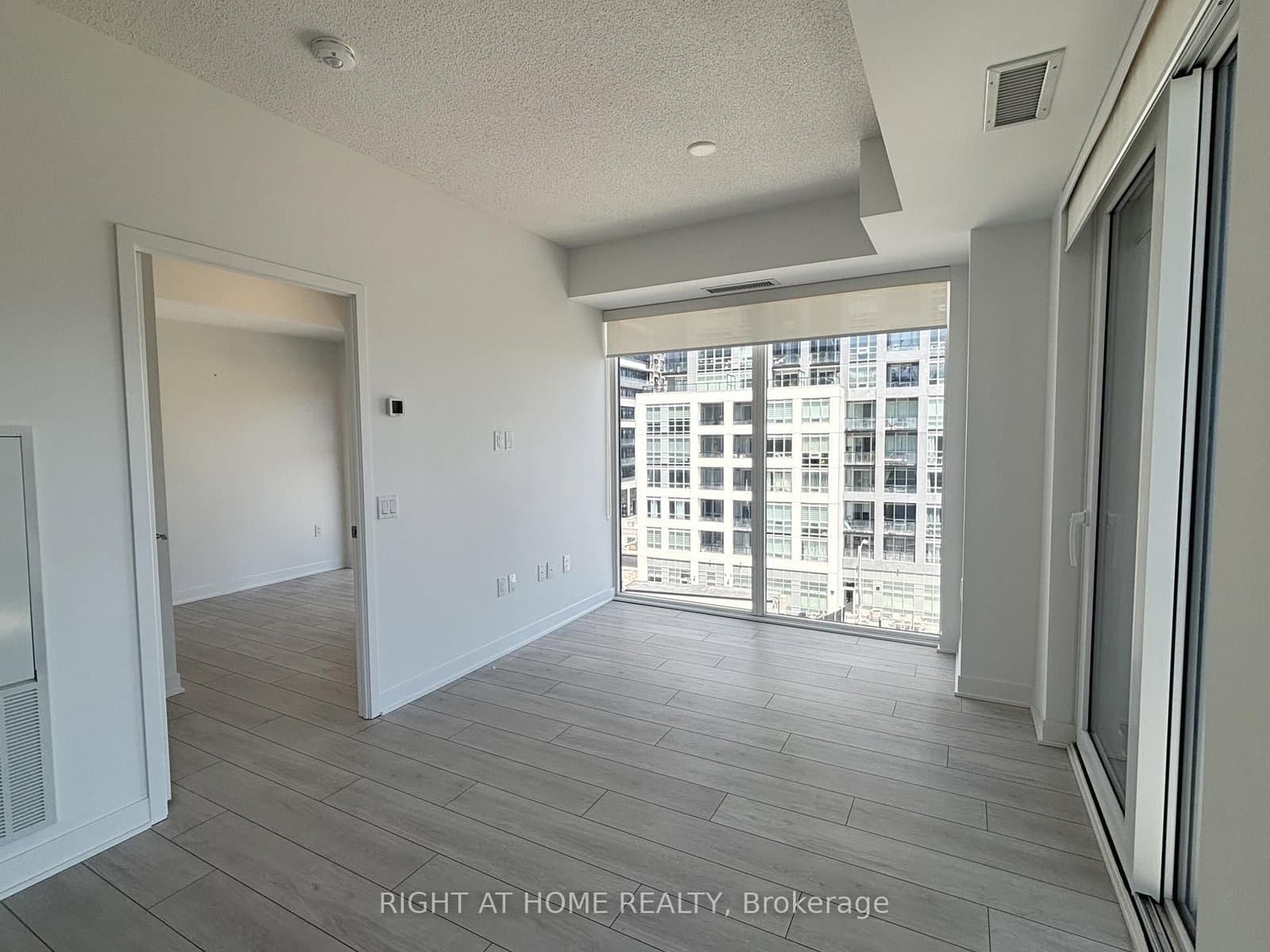 260 Malta Avenue, Unit 506 thumbnail 3