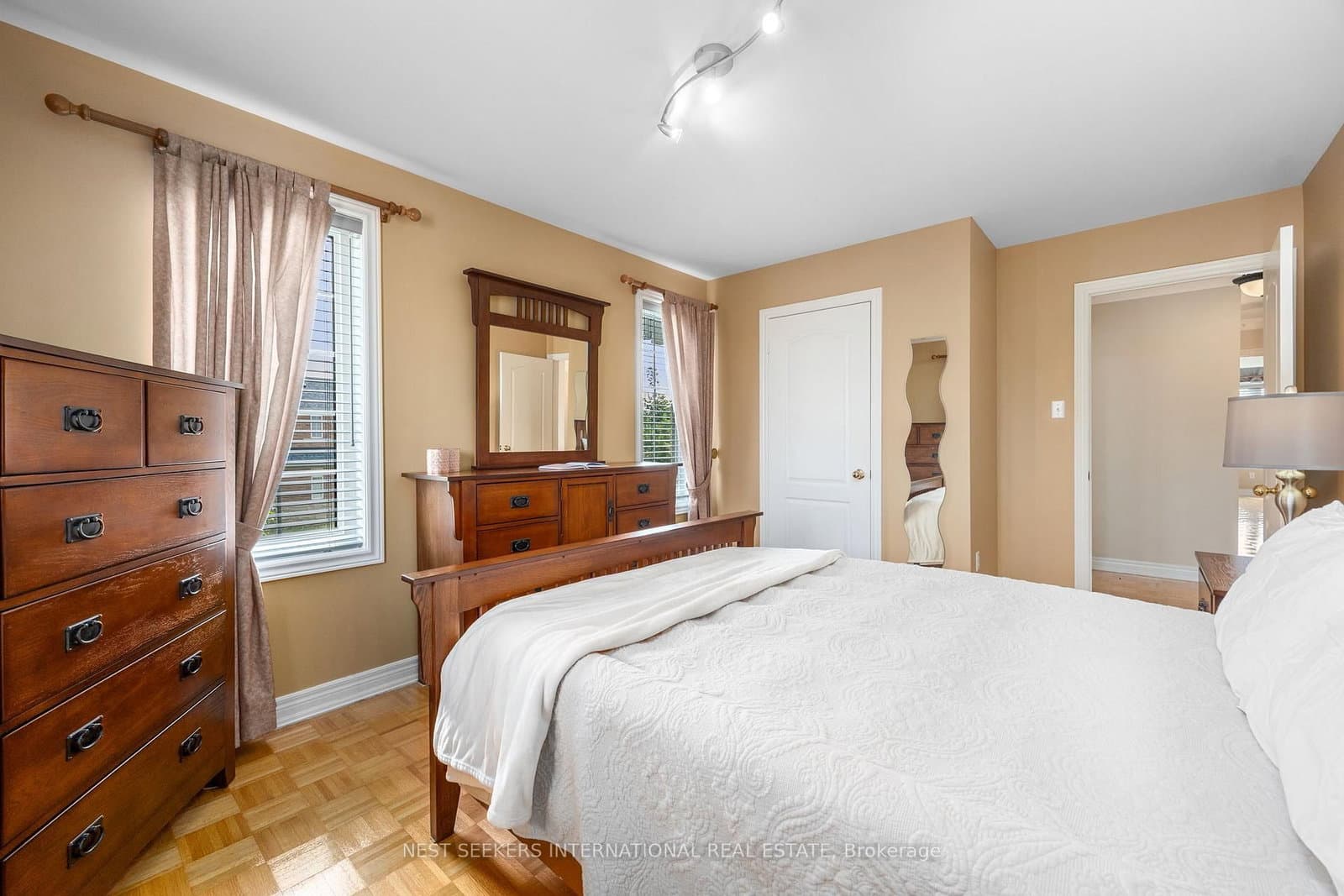 422 Fernforest Drive thumbnail 22