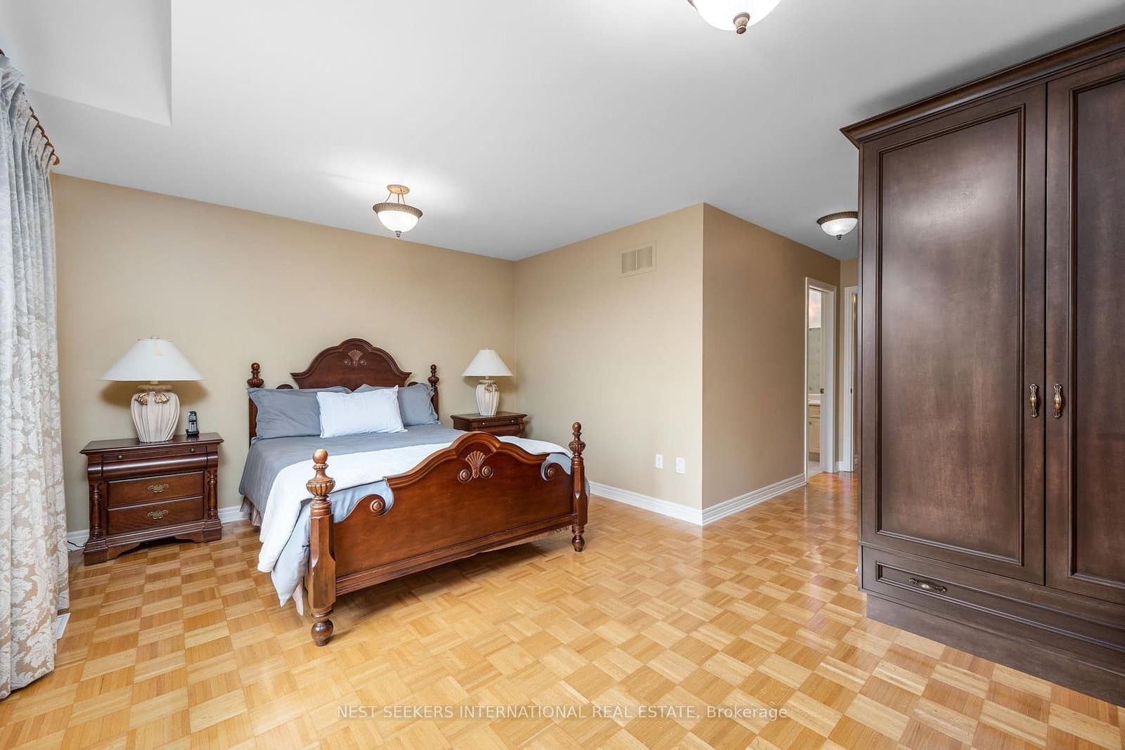 422 Fernforest Drive thumbnail 28