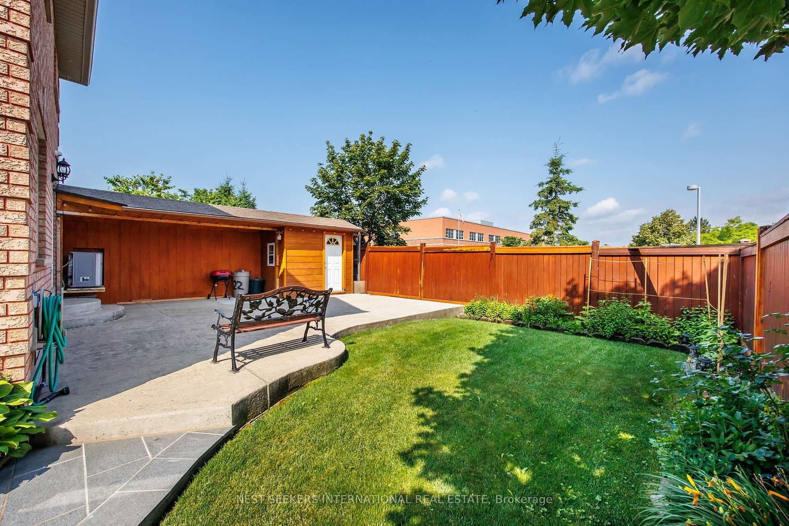 422 Fernforest Drive thumbnail 41