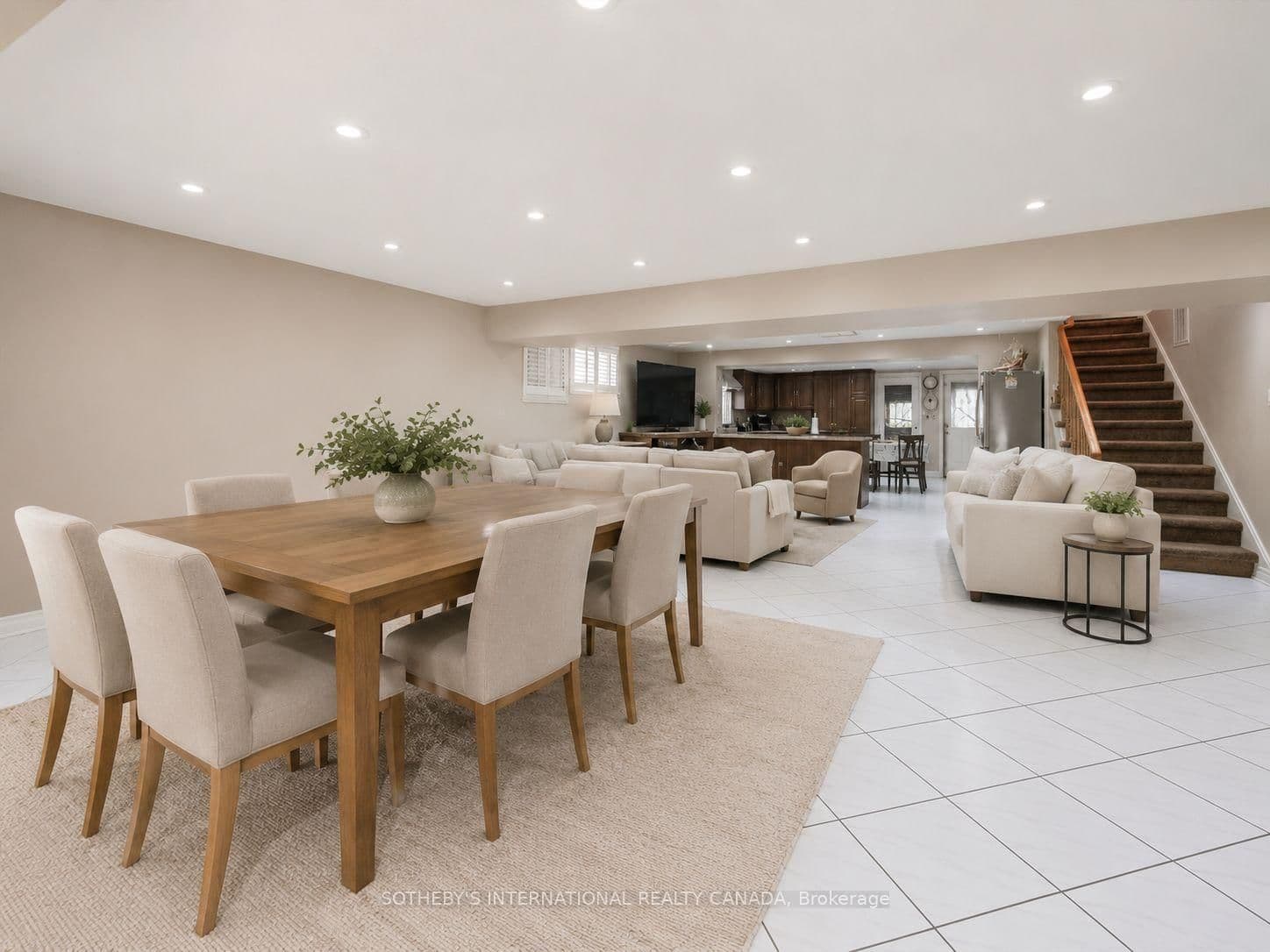 502 Queens Drive thumbnail 30