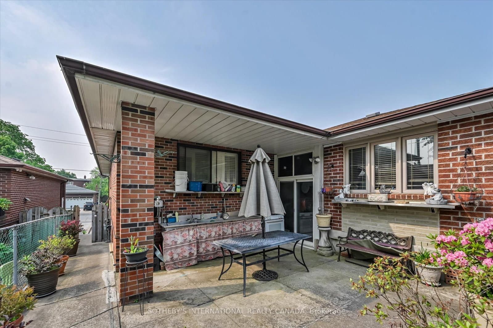 502 Queens Drive thumbnail 46
