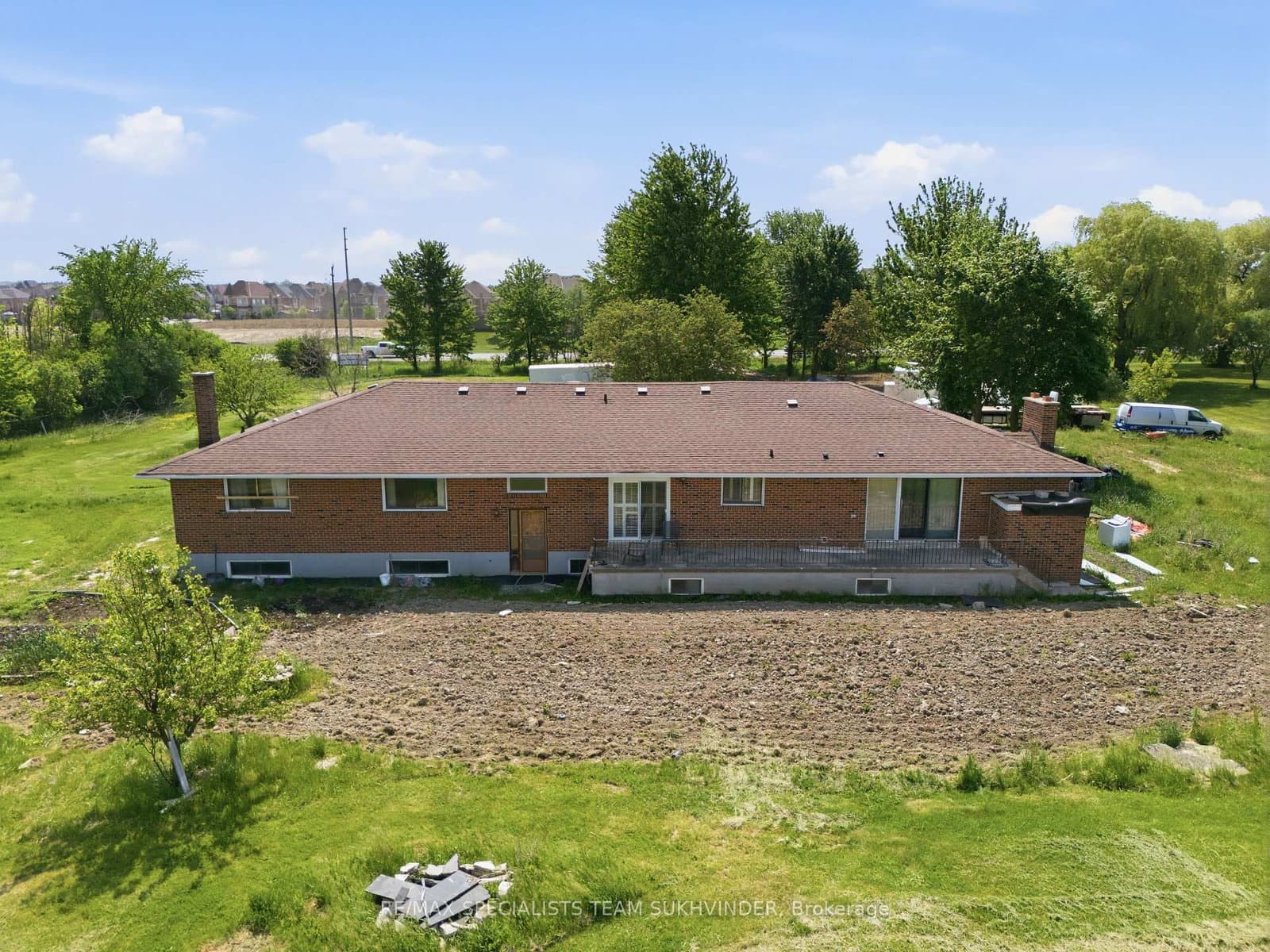 7236 Mayfield Road thumbnail 20