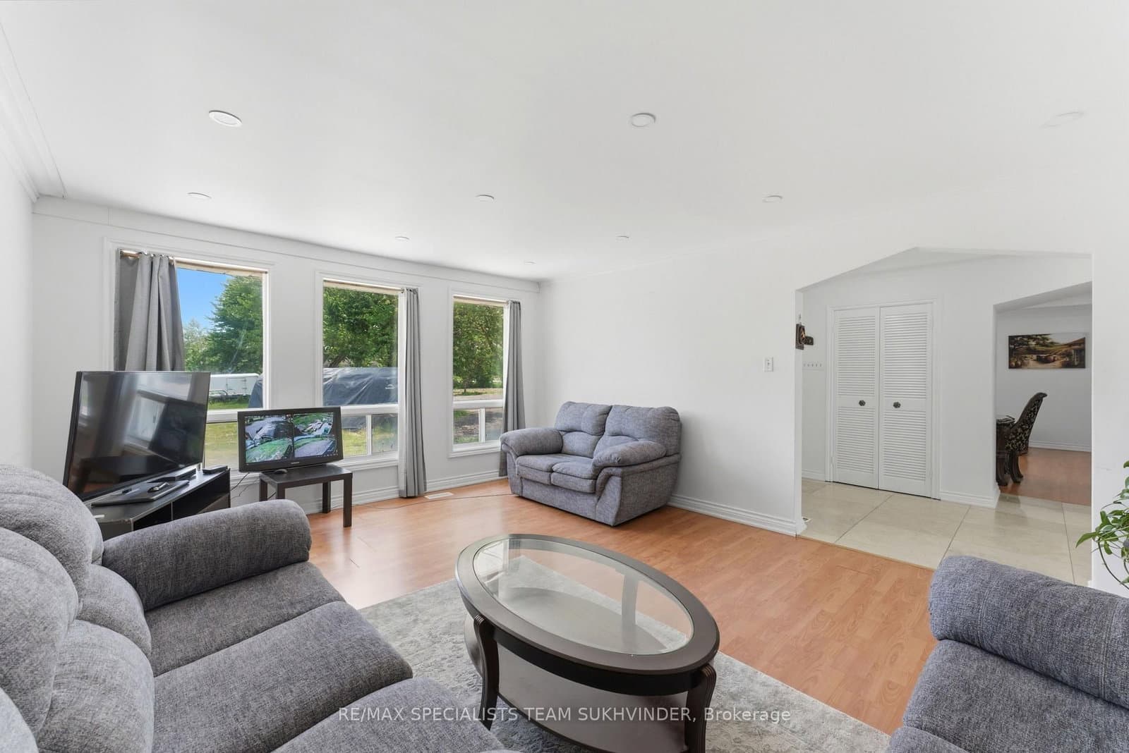 7236 Mayfield Road thumbnail 8