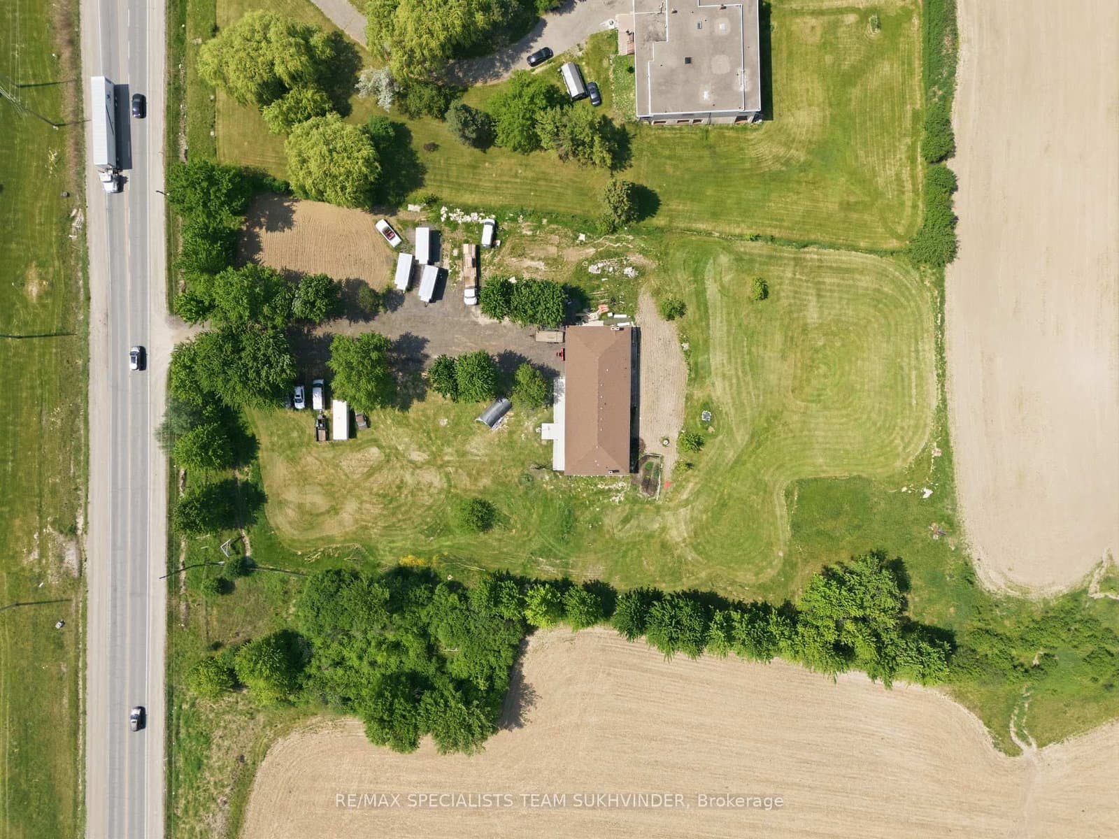 7236 Mayfield Road thumbnail 28