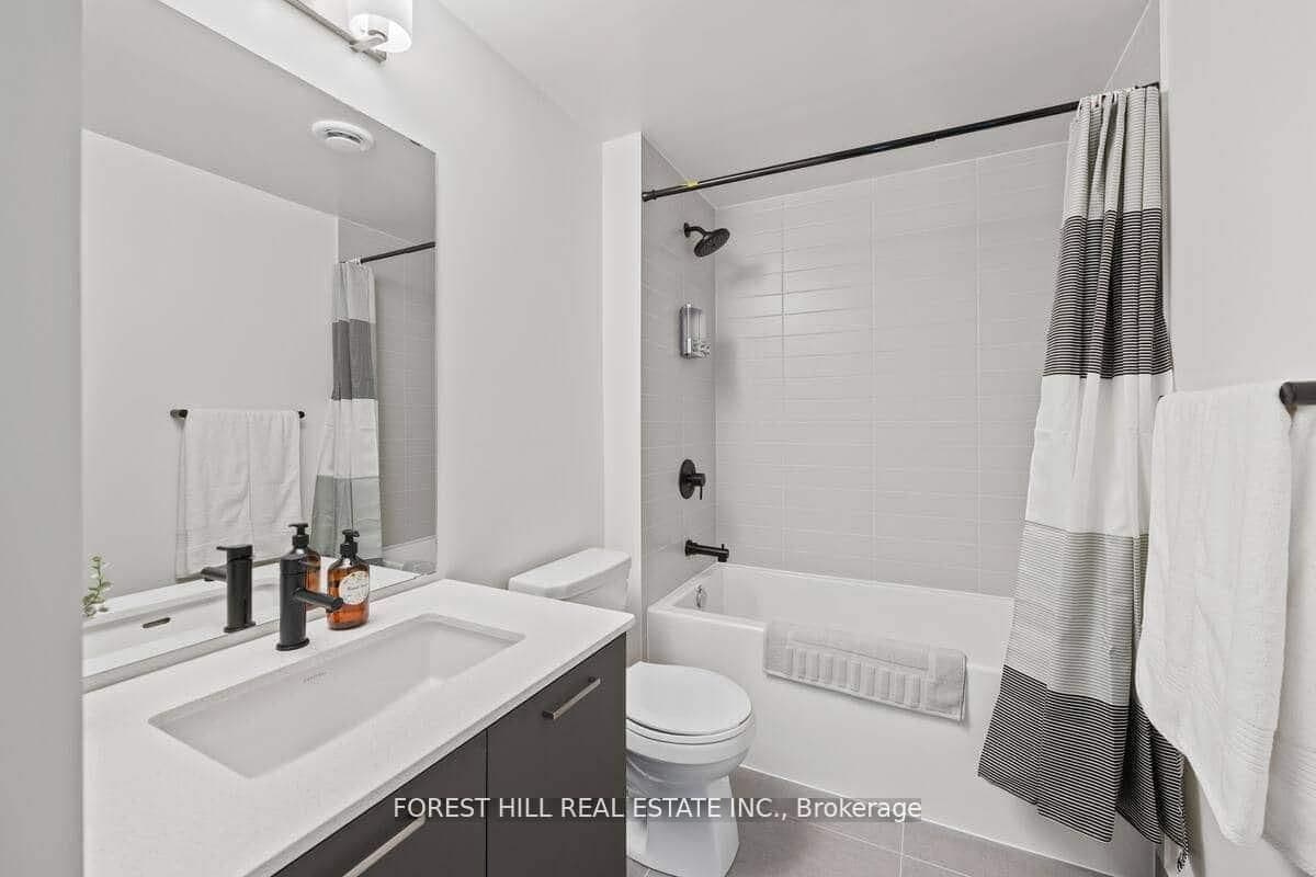 2300 St Clair Avenue W, Unit 101 thumbnail 27