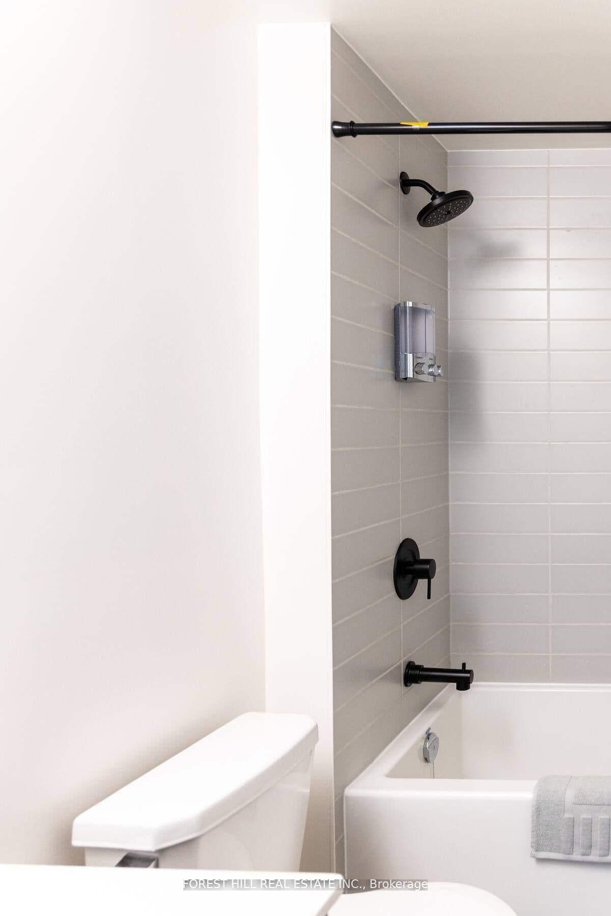 2300 St Clair Avenue W, Unit 101 thumbnail 28