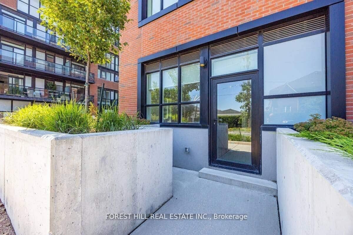 2300 St Clair Avenue W, Unit 101 thumbnail 31