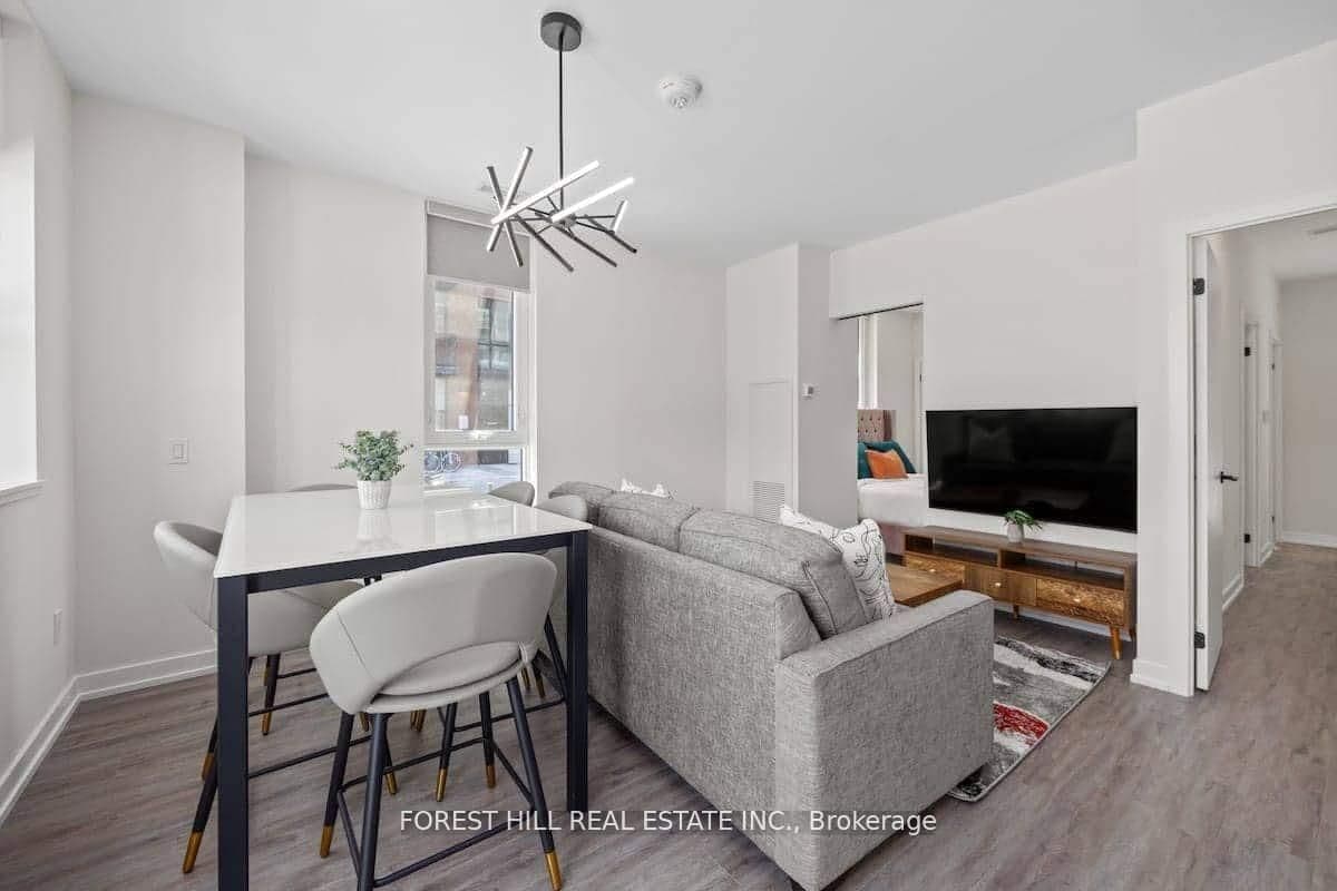 2300 St Clair Avenue W, Unit 101 thumbnail 5