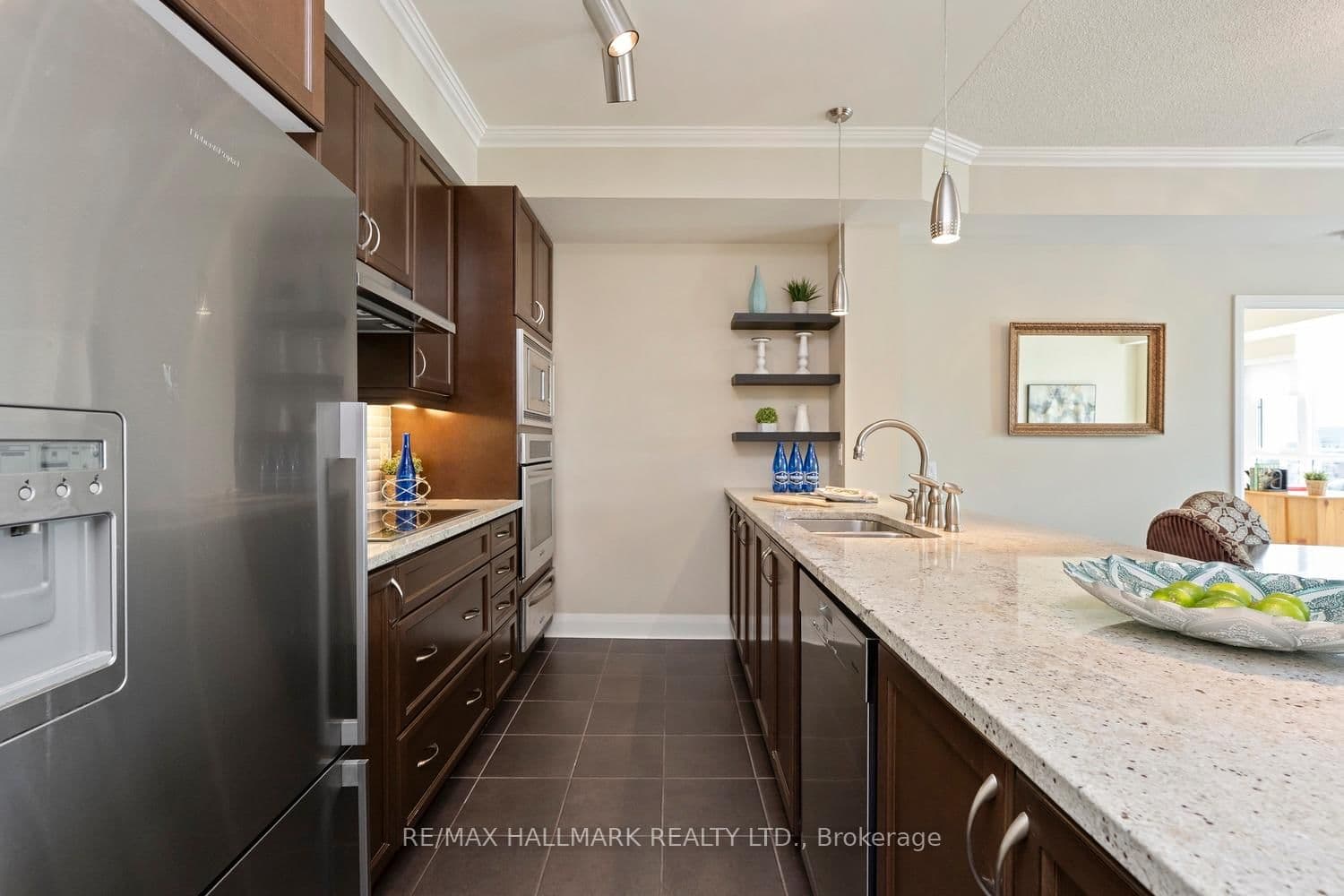 1 Hurontario Street, Unit 601 thumbnail 10