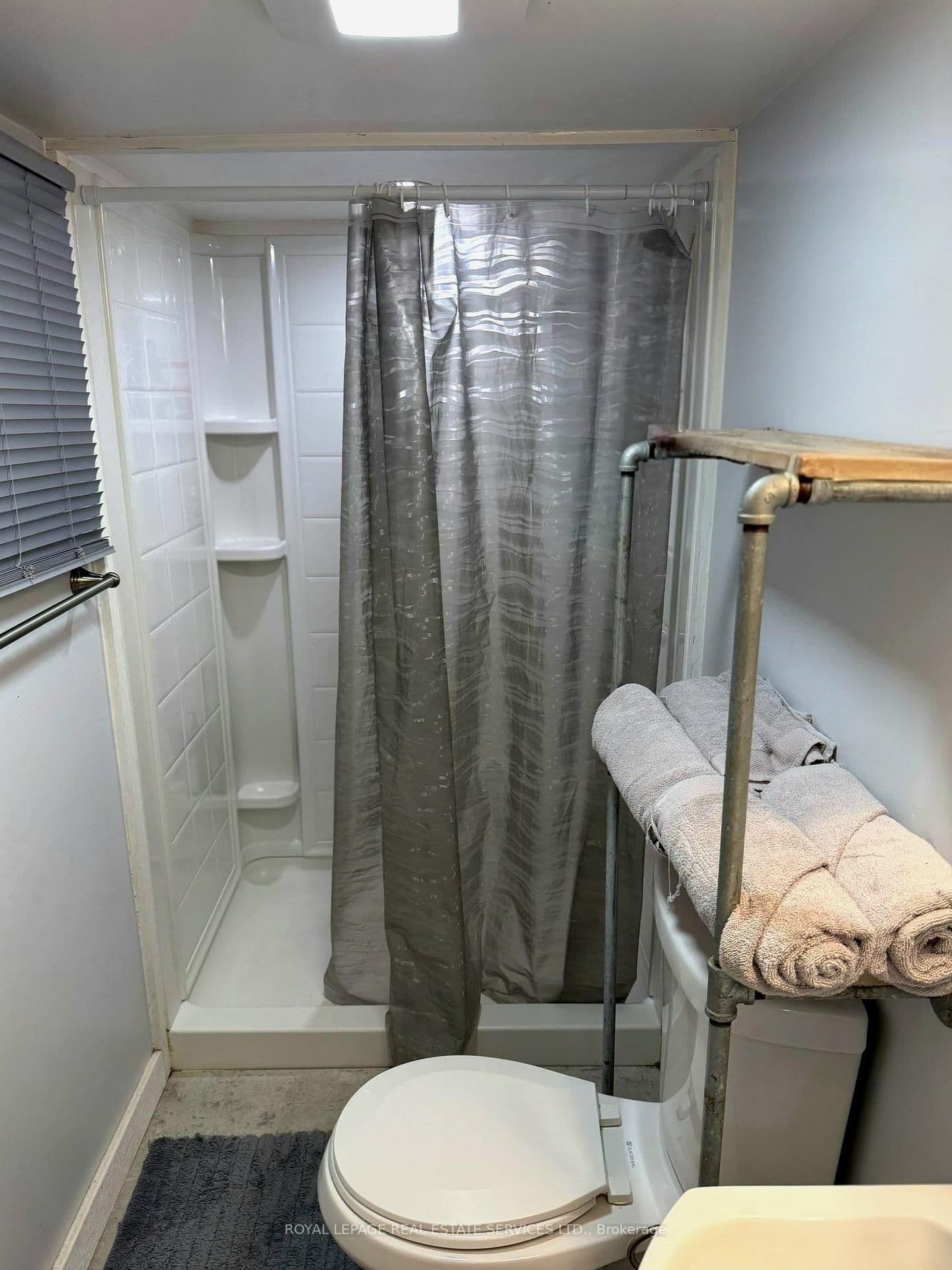 1399 Lansdowne Avenue, Unit Lower thumbnail 10