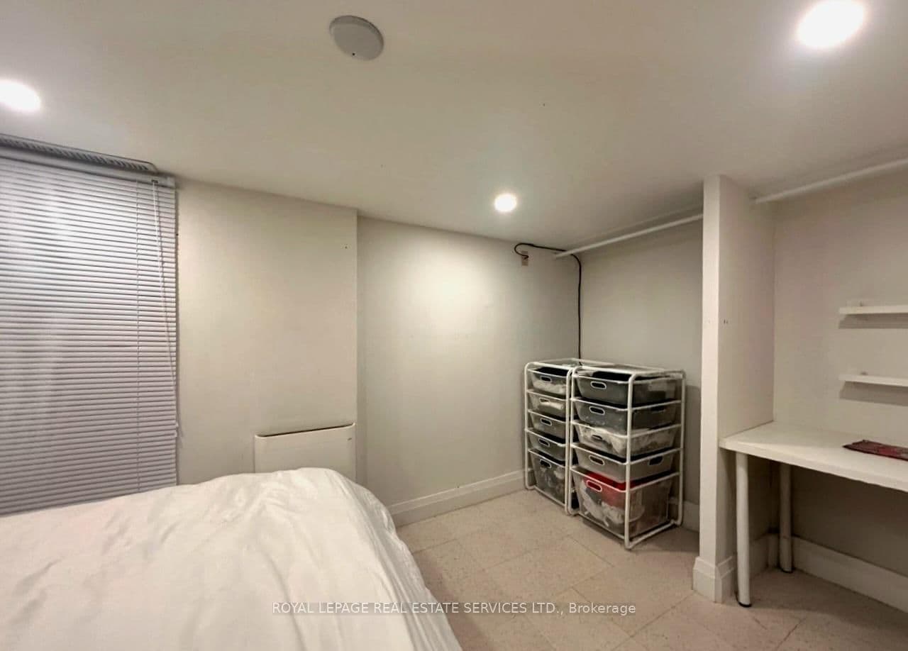 1399 Lansdowne Avenue, Unit Lower thumbnail 3