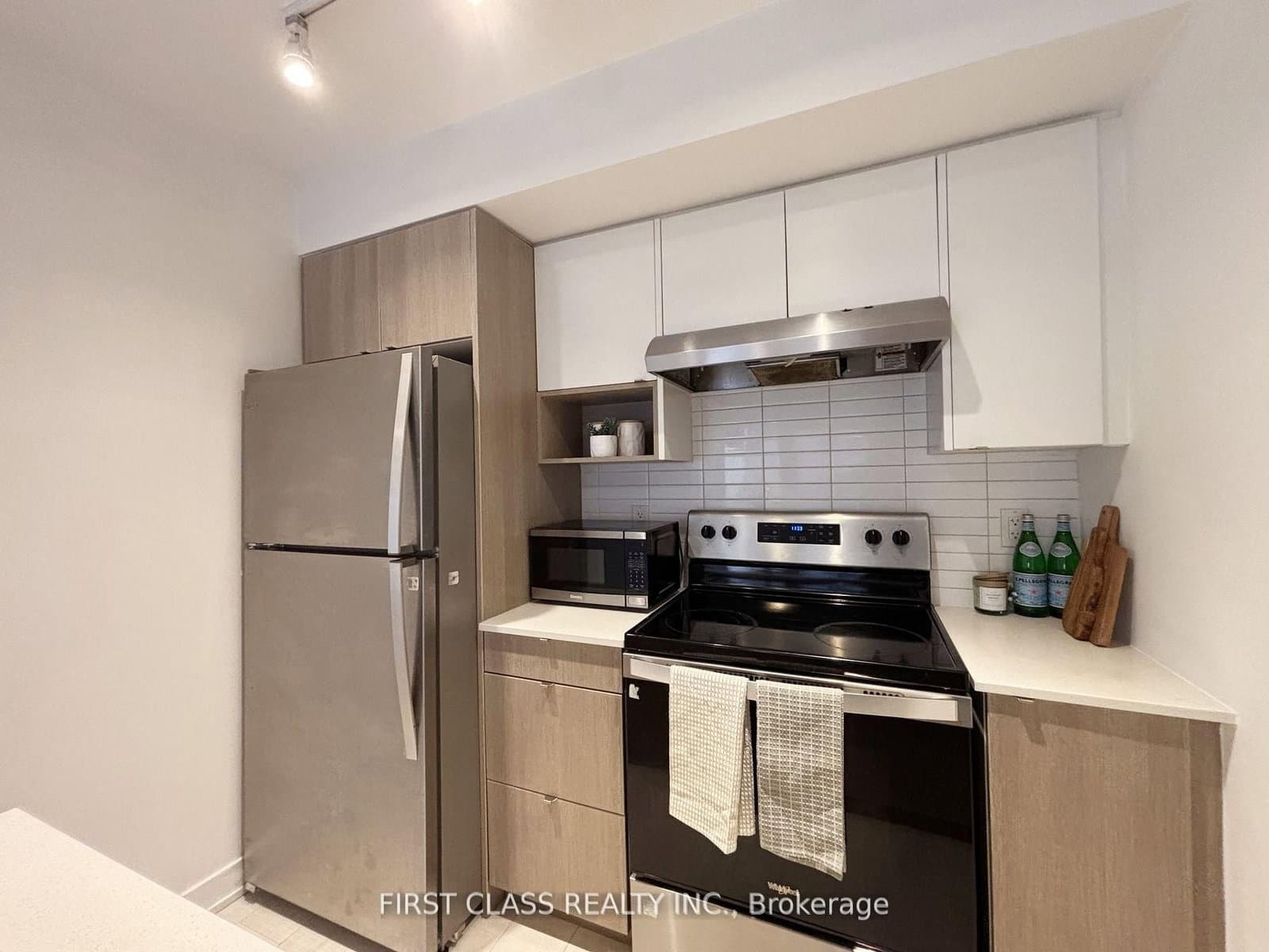 1127 Cooke Boulevard, Unit 514 thumbnail 4
