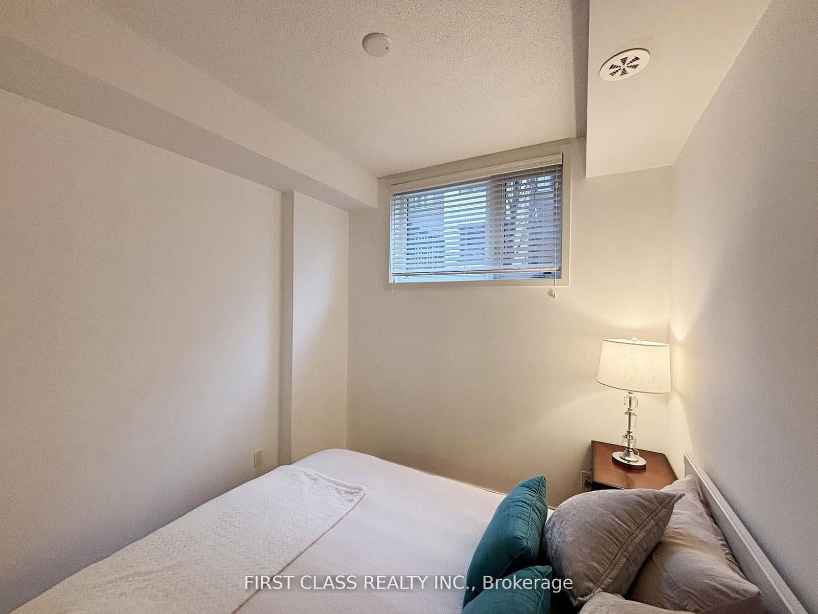 1127 Cooke Boulevard, Unit 514 thumbnail 7