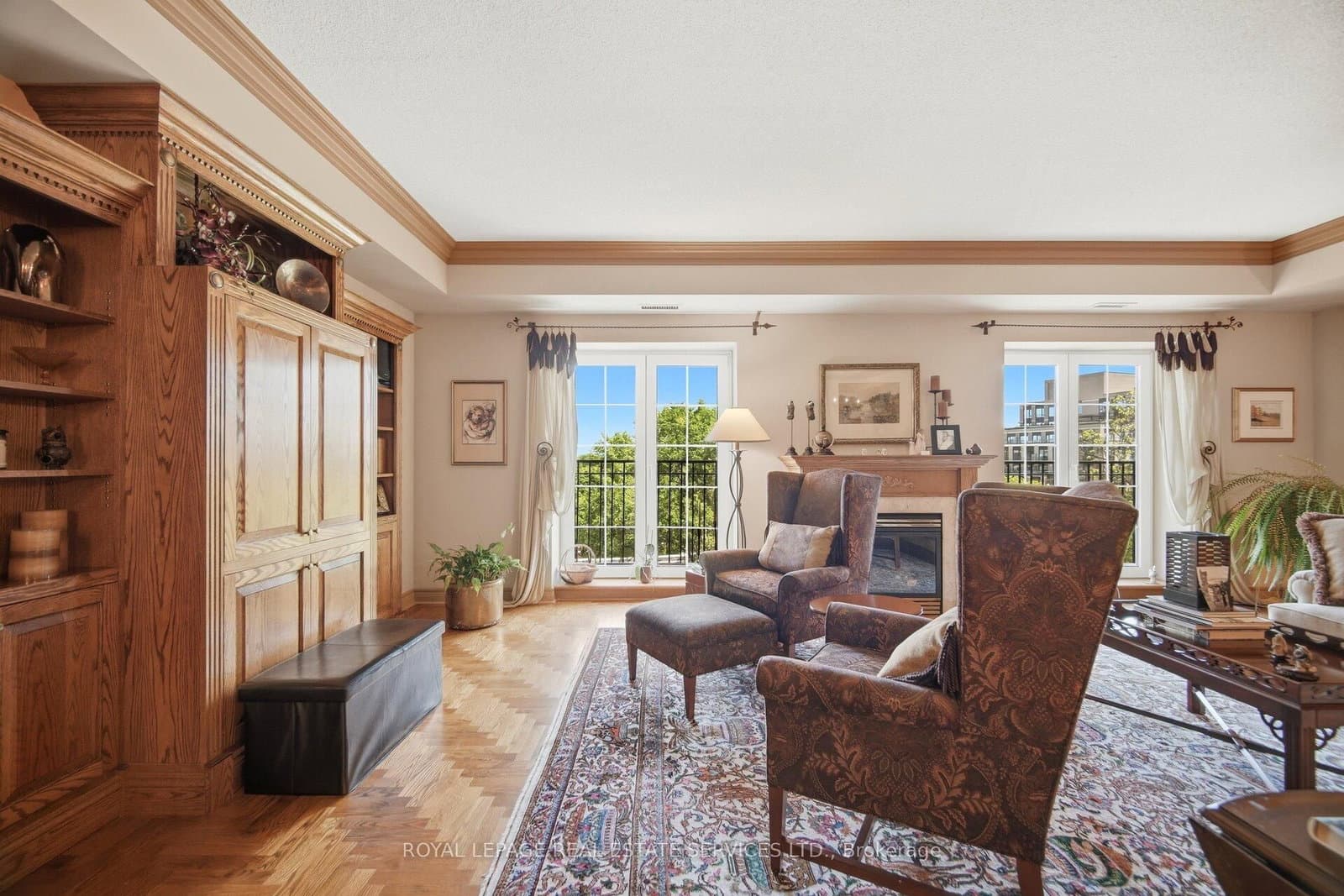 30 Anglesey Boulevard, Unit PH403 thumbnail 13