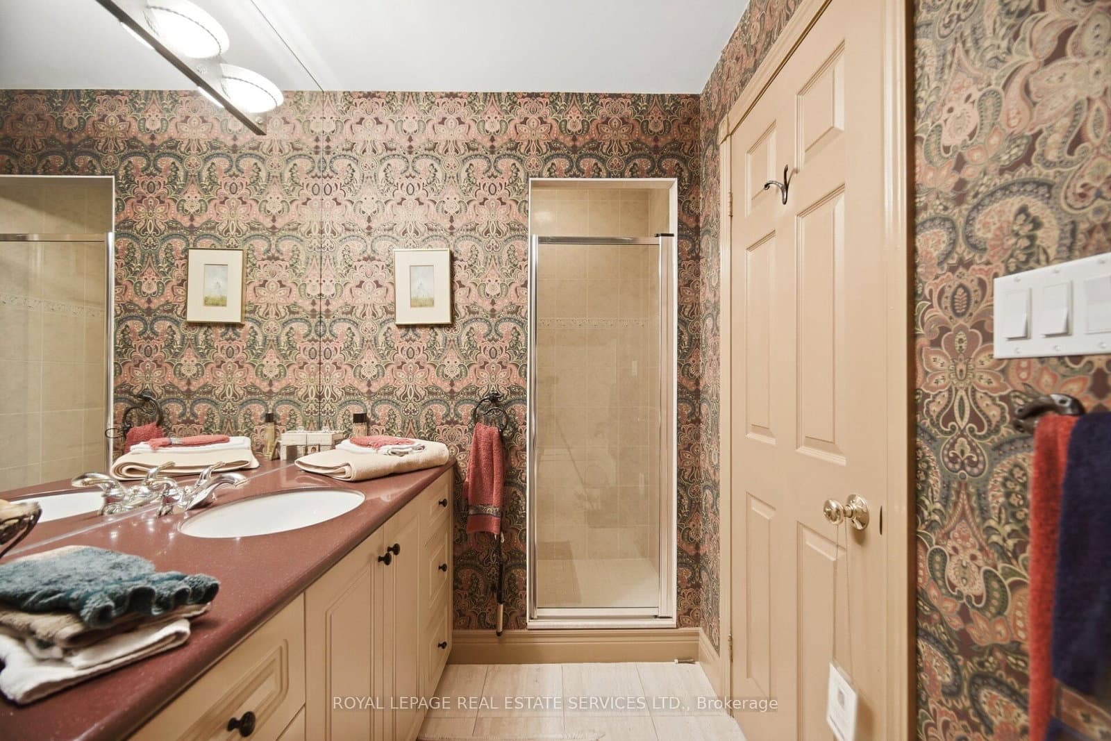 30 Anglesey Boulevard, Unit PH403 thumbnail 28