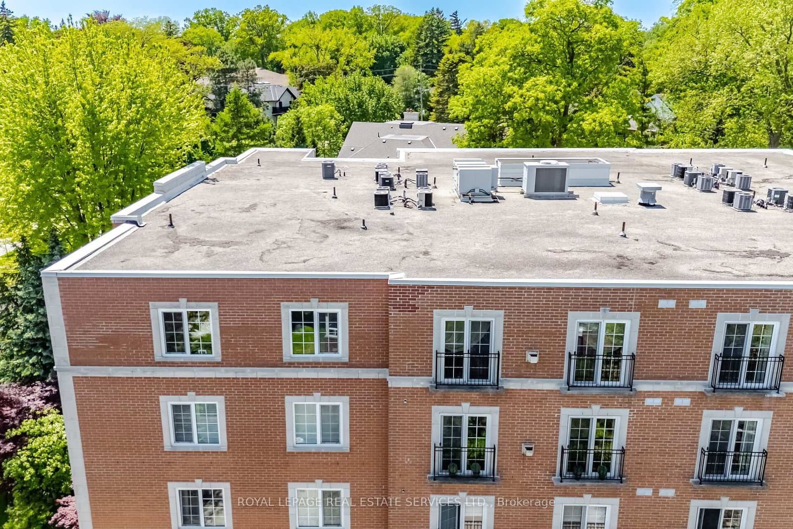 30 Anglesey Boulevard, Unit PH403 thumbnail 38