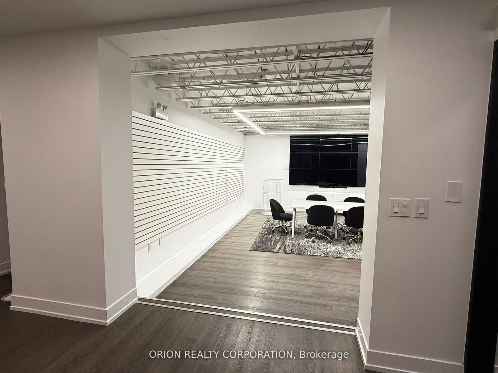 1149 Lakeshore Road E, Unit L3 thumbnail 3
