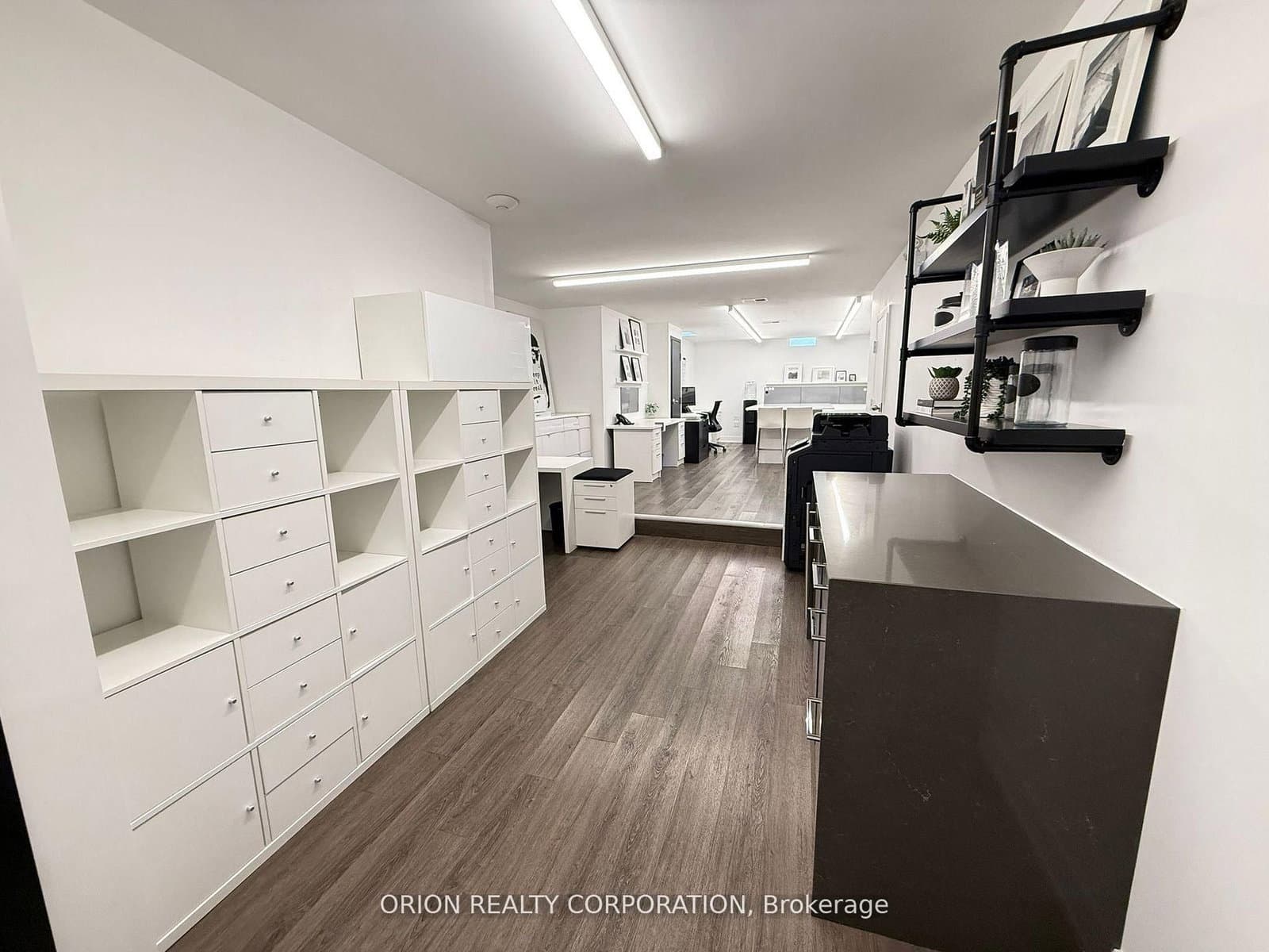1149 Lakeshore Road E, Unit L1 thumbnail 2