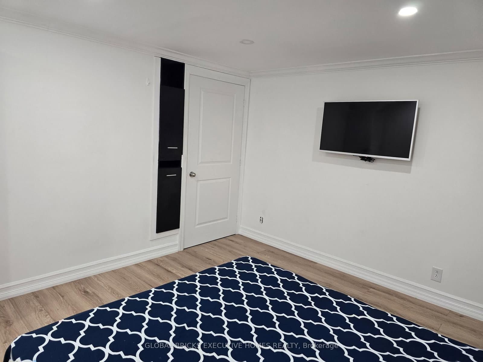 57 Hansen Road N, Unit 34 thumbnail 35