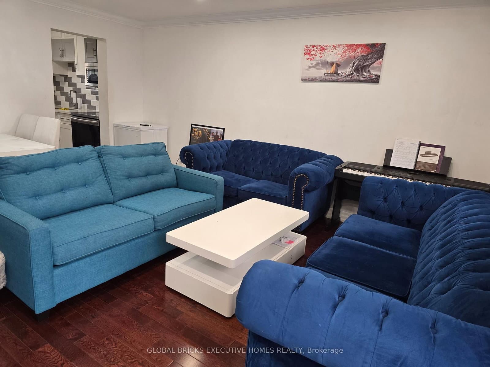 57 Hansen Road N, Unit 34 thumbnail 6