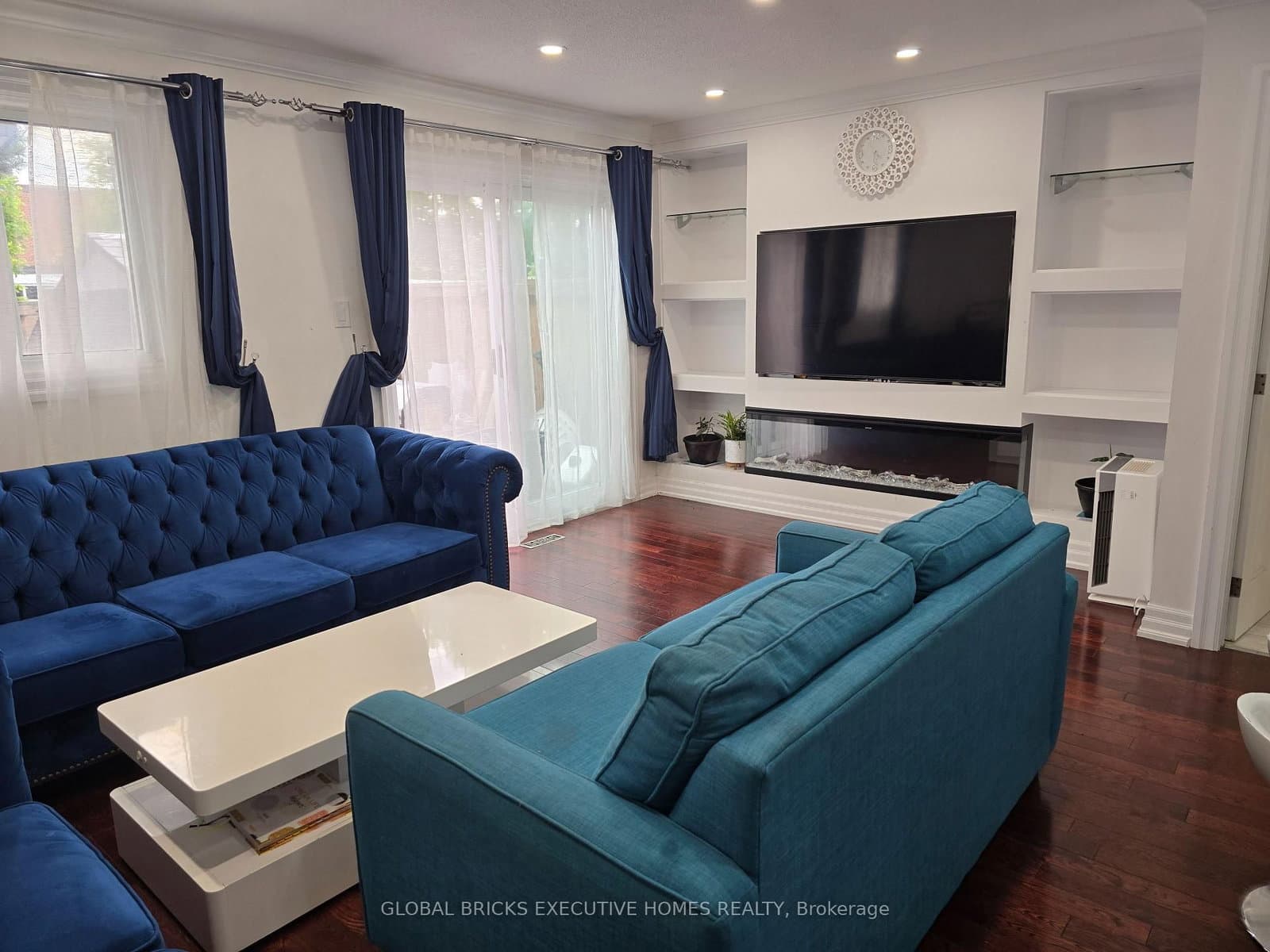 57 Hansen Road N, Unit 34 thumbnail 8