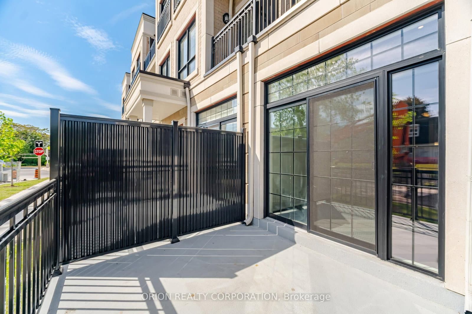 95 Brookfield Road, Unit 6 thumbnail 3