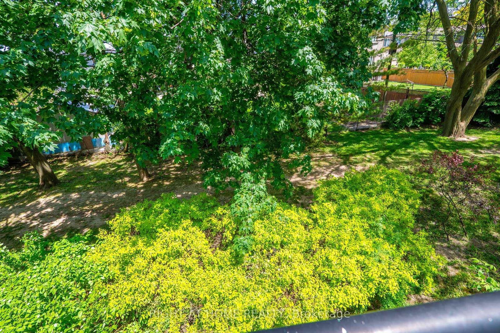 105 George Appleton Way, Unit 2151 thumbnail 24