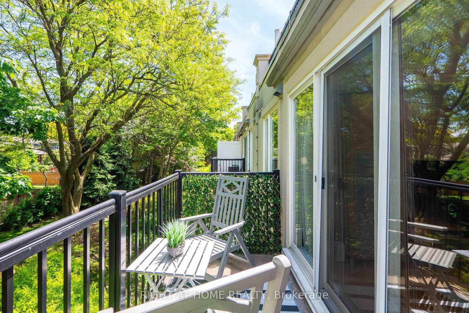 105 George Appleton Way, Unit 2151 thumbnail 26