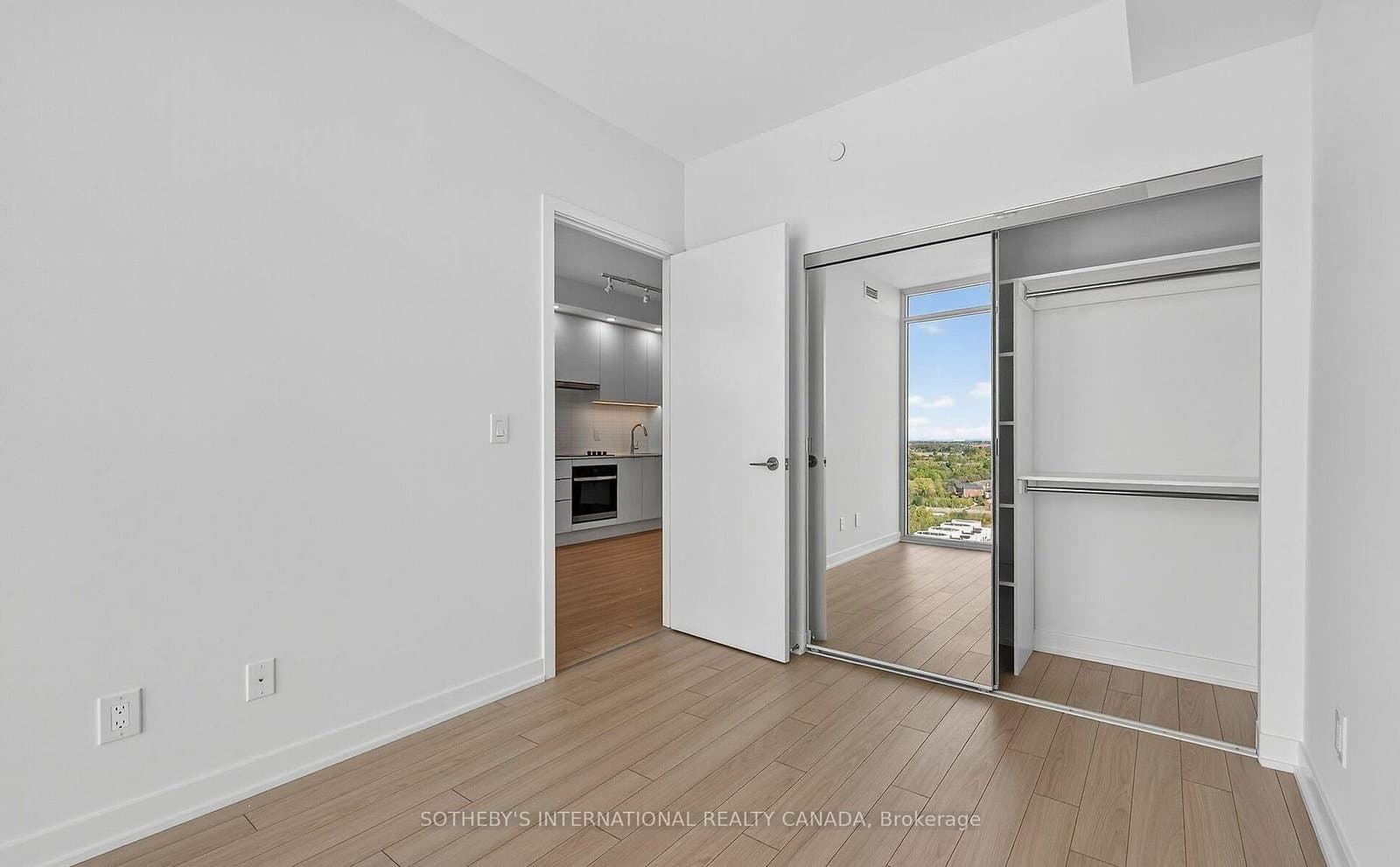 3079 Trafalgar Road, Unit 1005 thumbnail 14