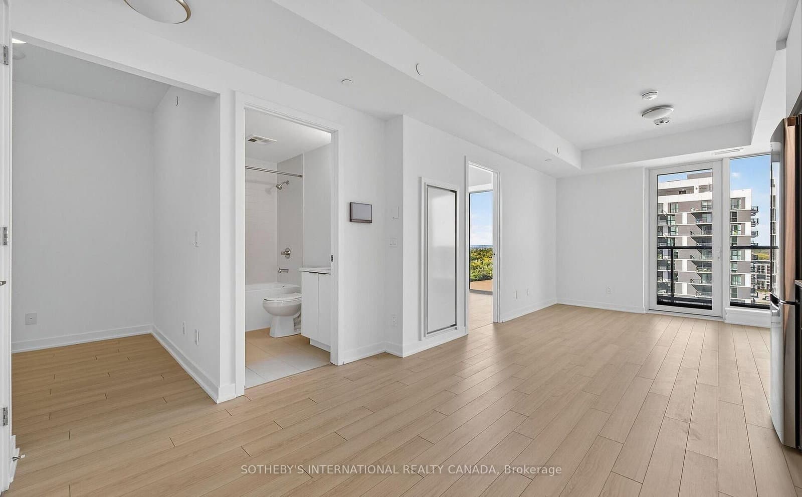 3079 Trafalgar Road, Unit 1005 thumbnail 19