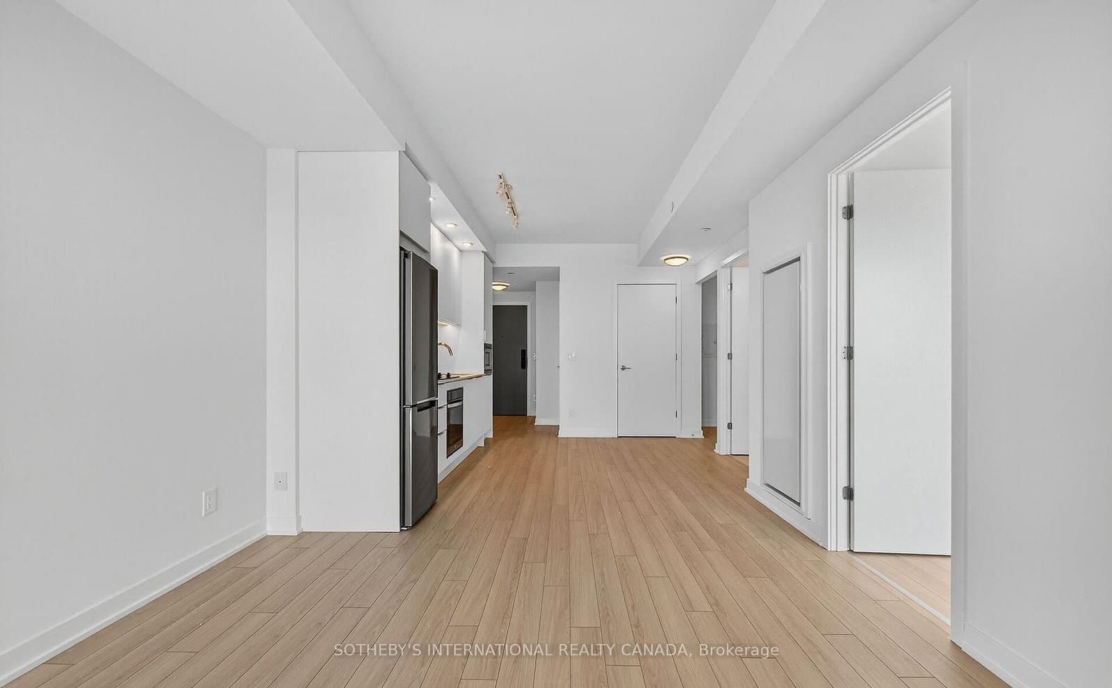 3079 Trafalgar Road, Unit 1005 thumbnail 4