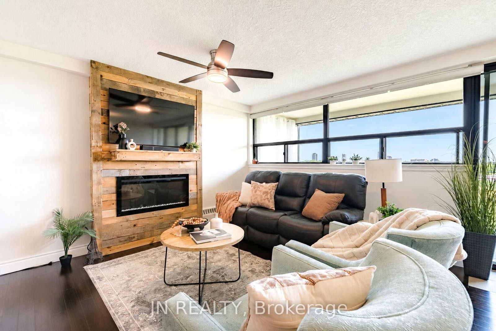 188 Mill Street S, Unit 409 thumbnail 13