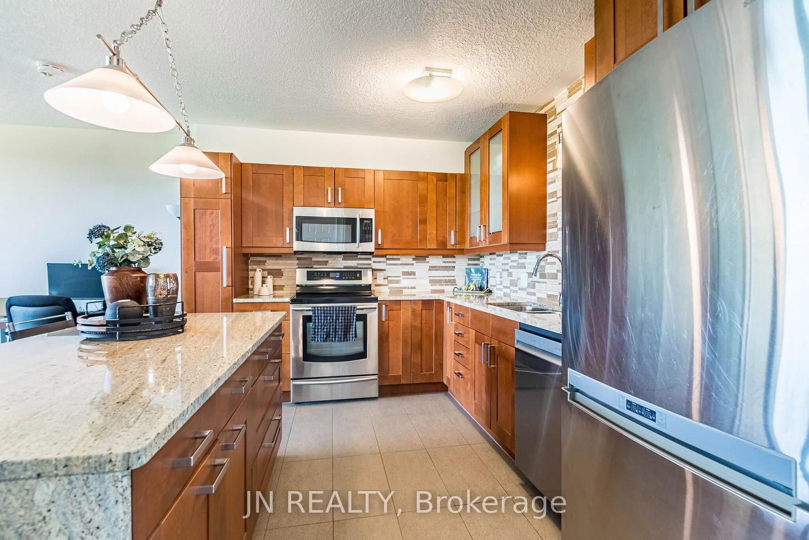 188 Mill Street S, Unit 409 thumbnail 18