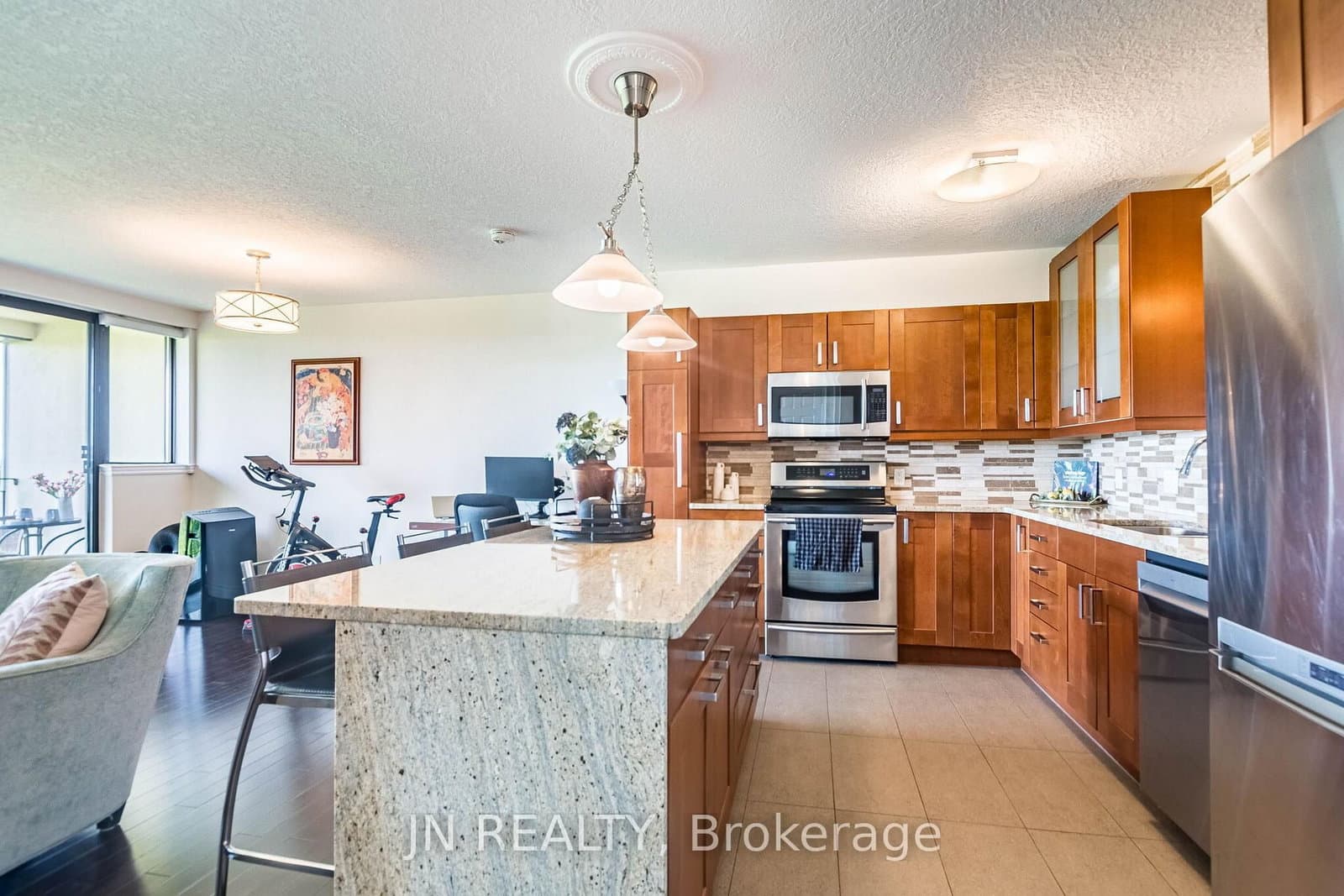 188 Mill Street S, Unit 409 thumbnail 19