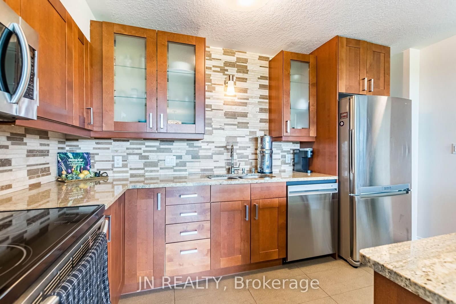 188 Mill Street S, Unit 409 thumbnail 20