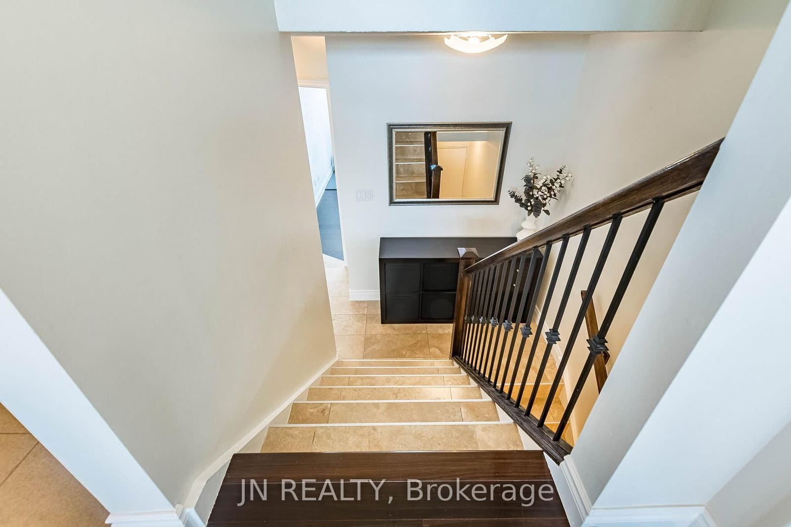 188 Mill Street S, Unit 409 thumbnail 3