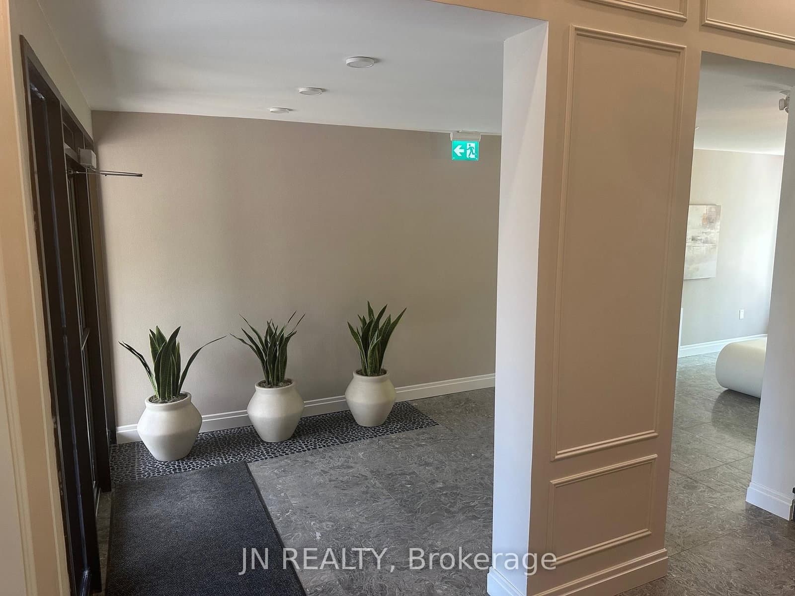 188 Mill Street S, Unit 409 thumbnail 39
