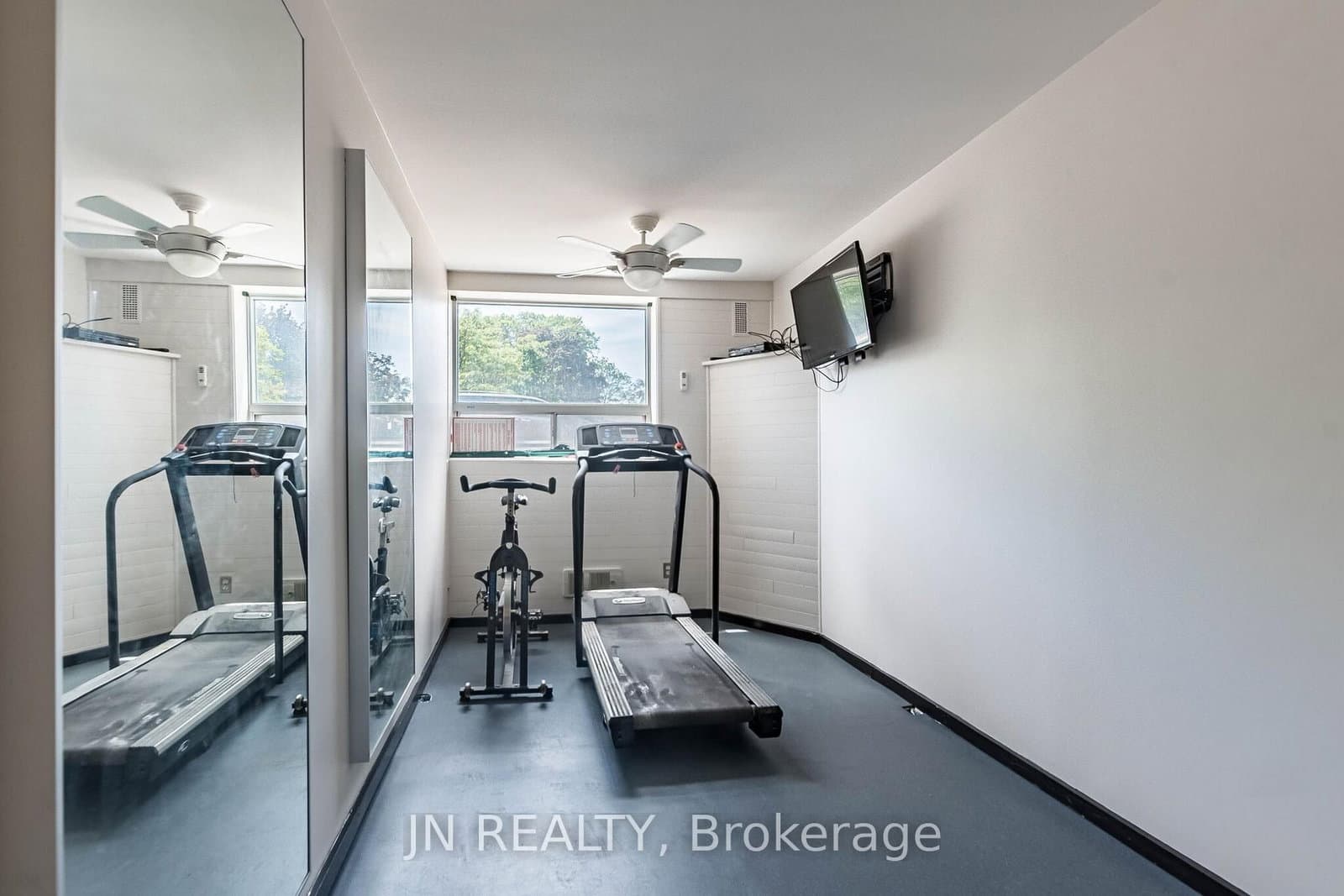 188 Mill Street S, Unit 409 thumbnail 46
