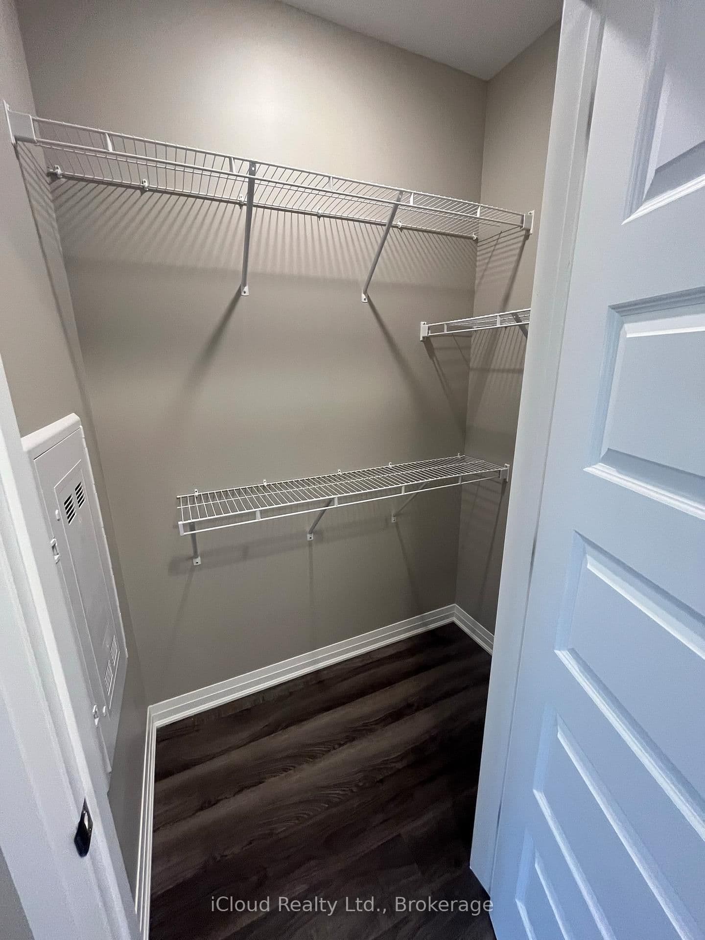 95 Dundas Street, Unit 325 thumbnail 41