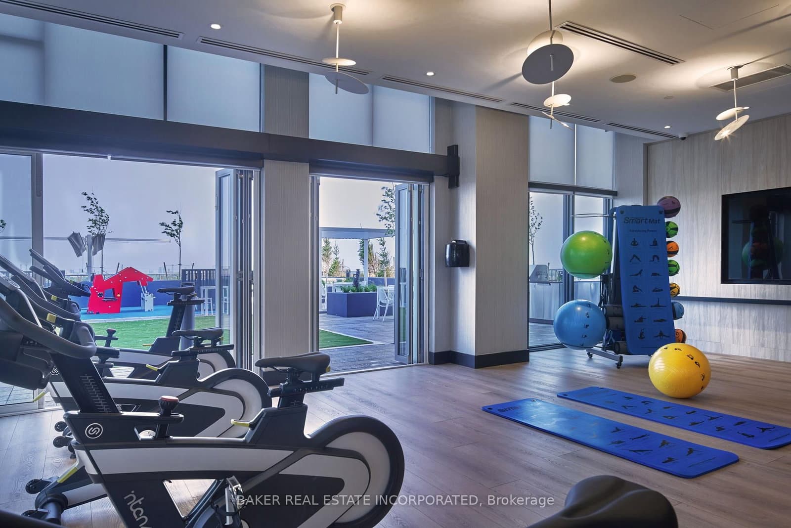 260 Malta Avenue, Unit 1801 thumbnail 4