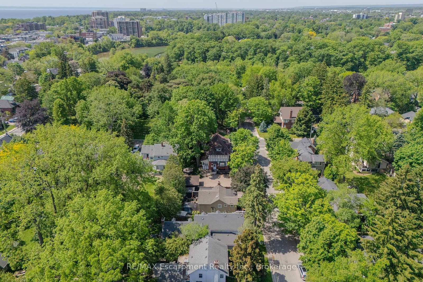 332 Palmer Avenue thumbnail 45