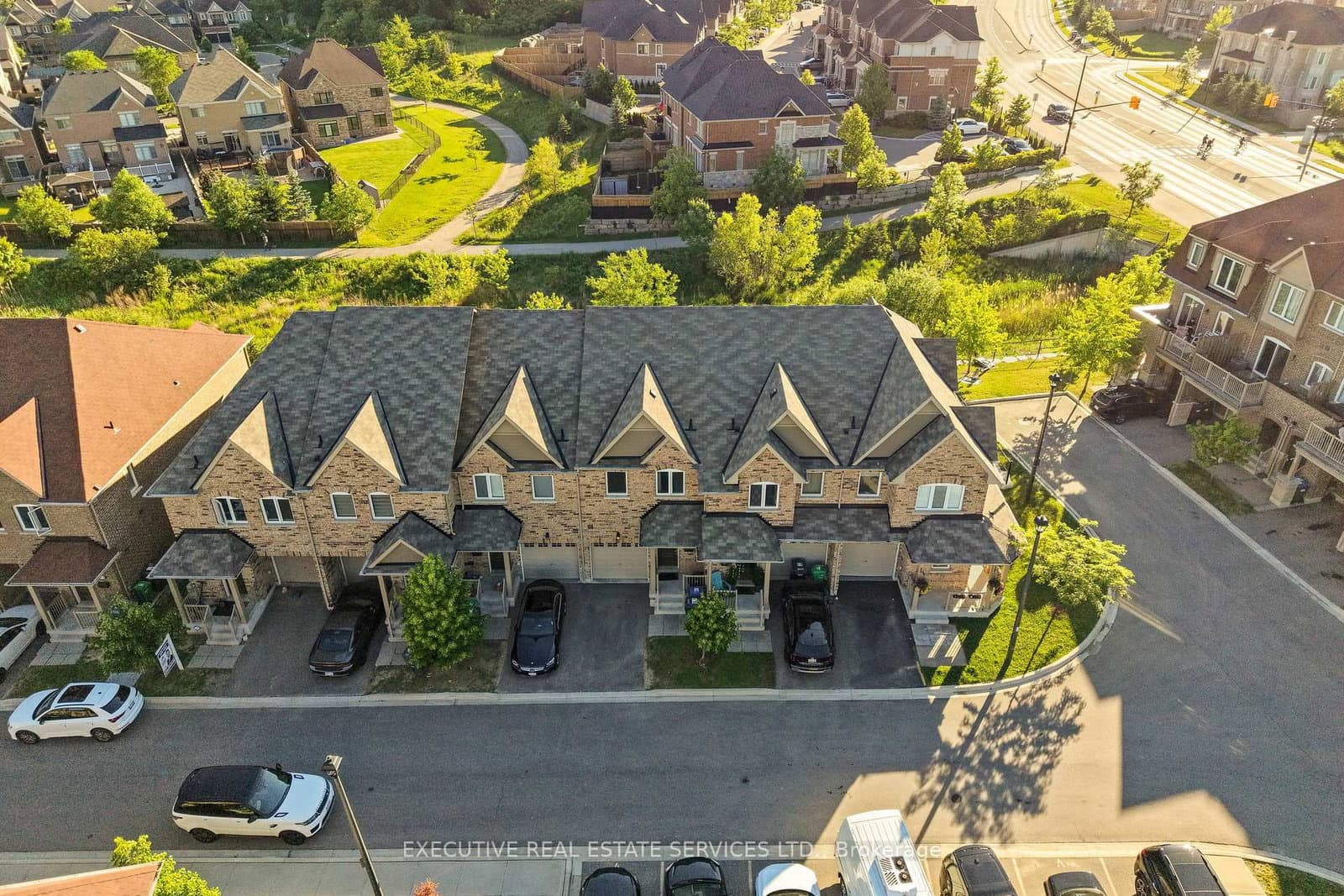 50 Edinburgh Drive, Unit 75 thumbnail 4