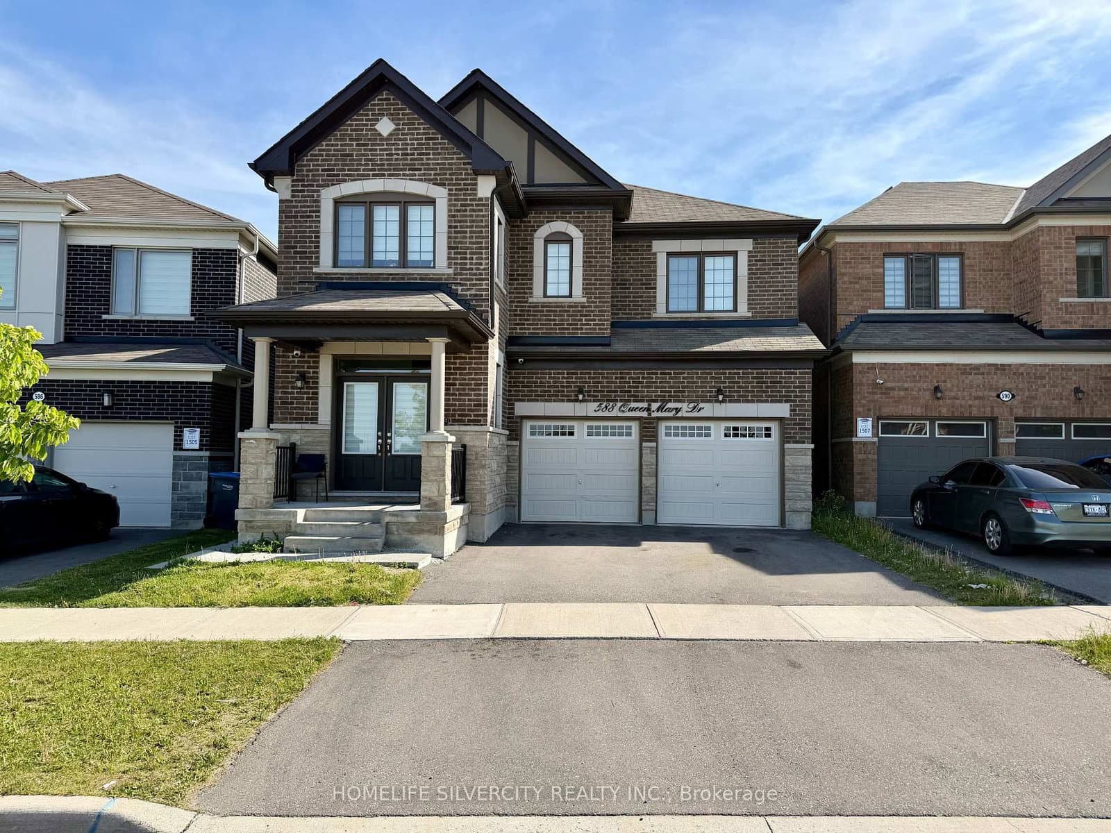 588 Queen Mary Drive - Image 1